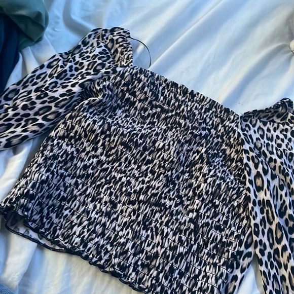 Size: L - Picture 3 of 3